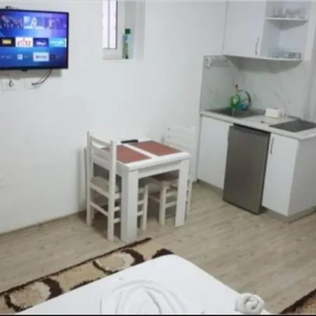 Studio Apartment Lägenhet Pogradec