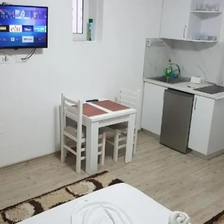 Lägenhet Studio Apartment Pogradec